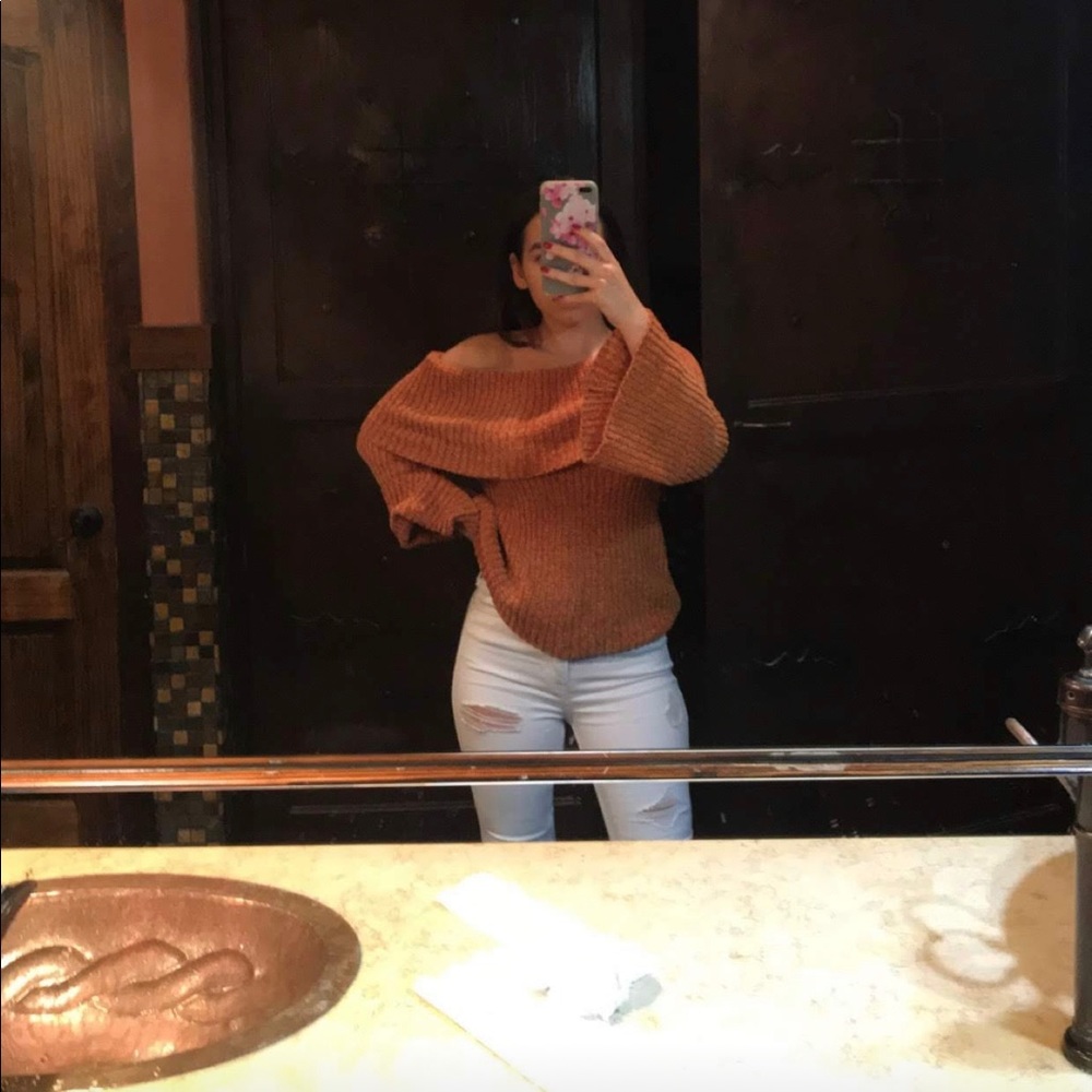 Off the shoulders knit sweater